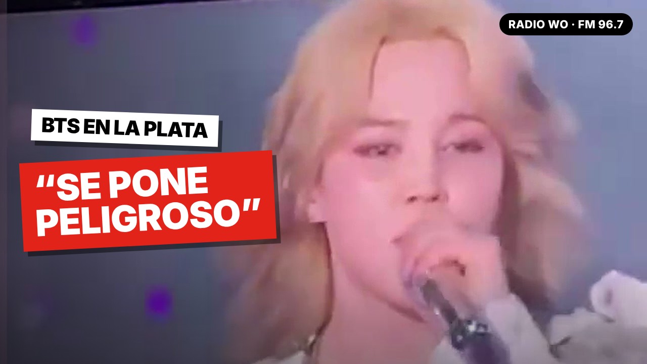 Jimin de BTS en la pantalla del Estadio Único de La Plata pidiendo a las fans que no empujen